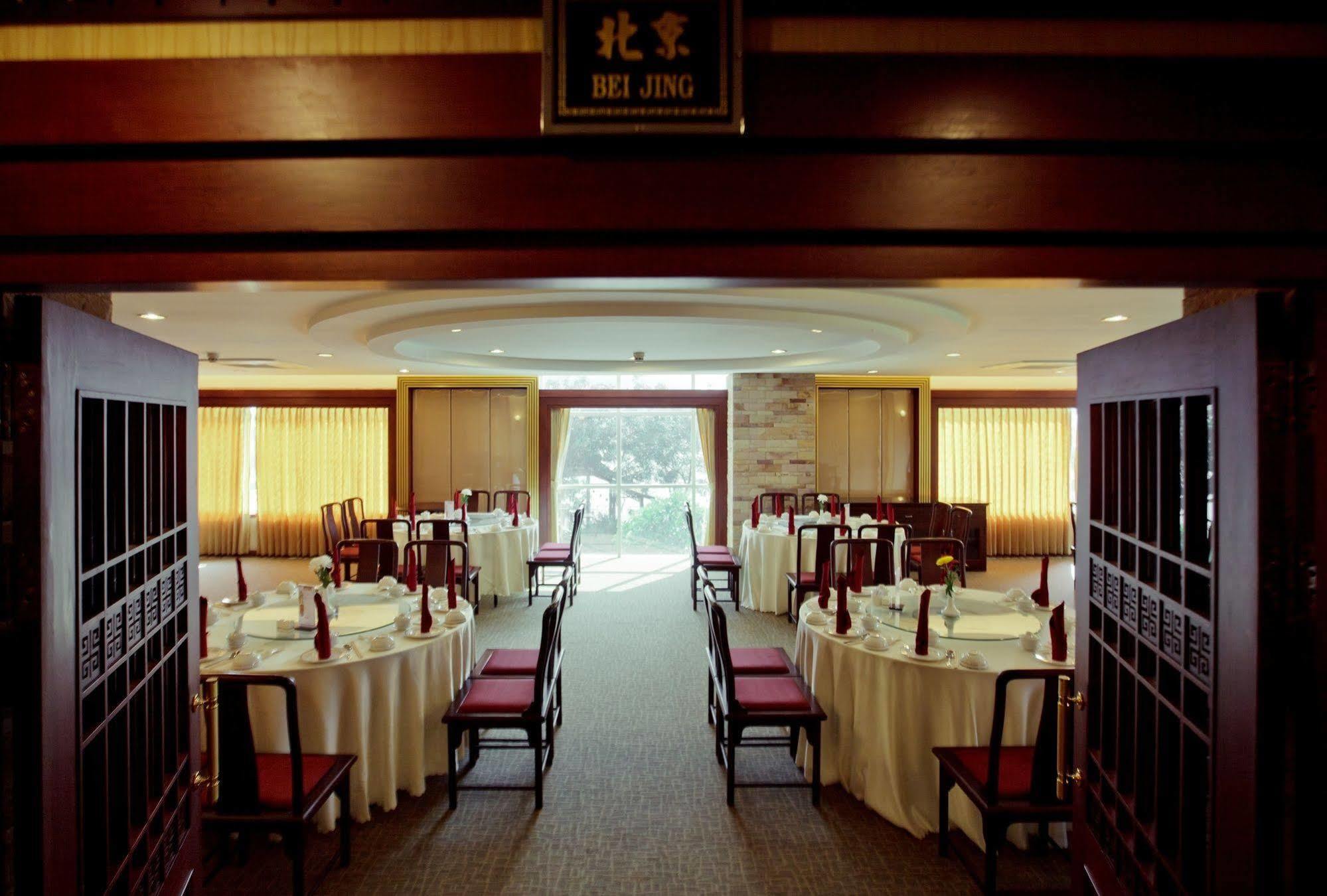 Champasak Grand Hotel Pakse Exterior foto