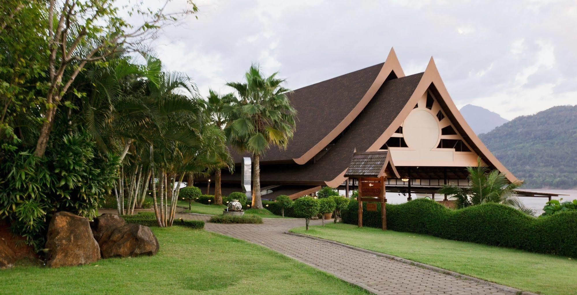 Champasak Grand Hotel Pakse Exterior foto